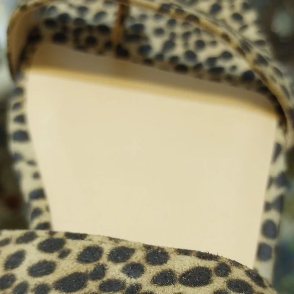 Stuart Weitzman Brown and Black Sandals - Picture 8 of 17